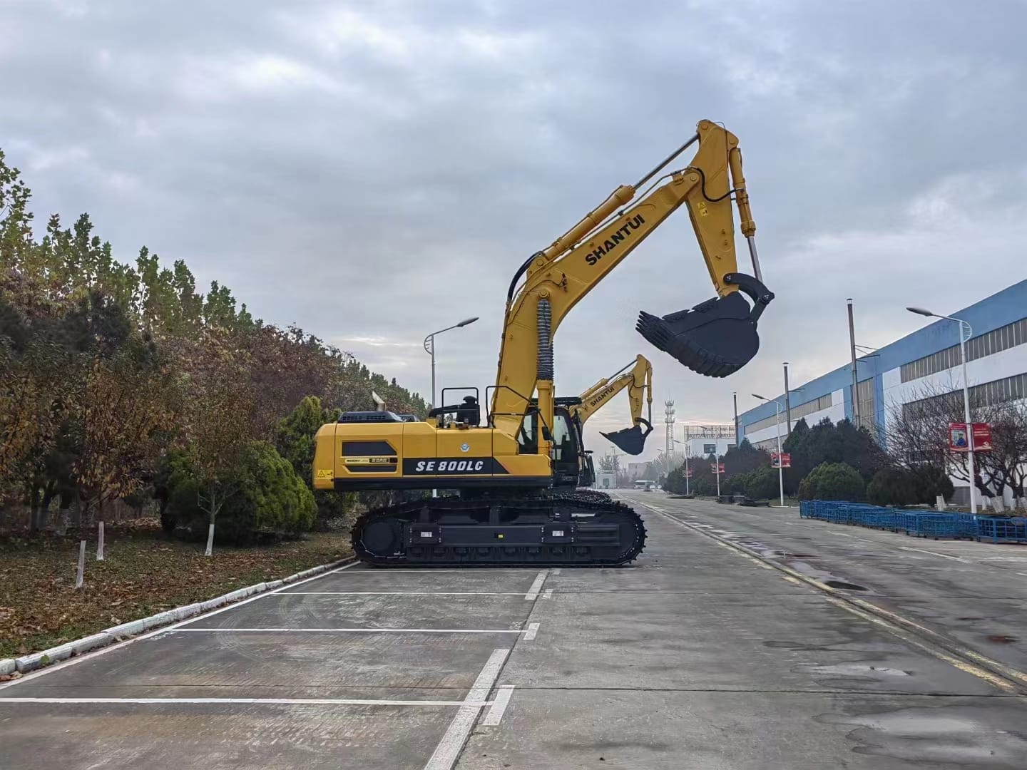 Экскаватор гусеничный SE800LCW