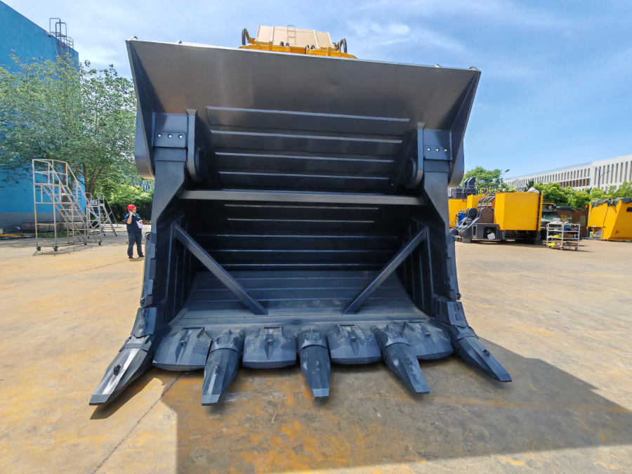 Экскаватор гусеничный SE3000LCW