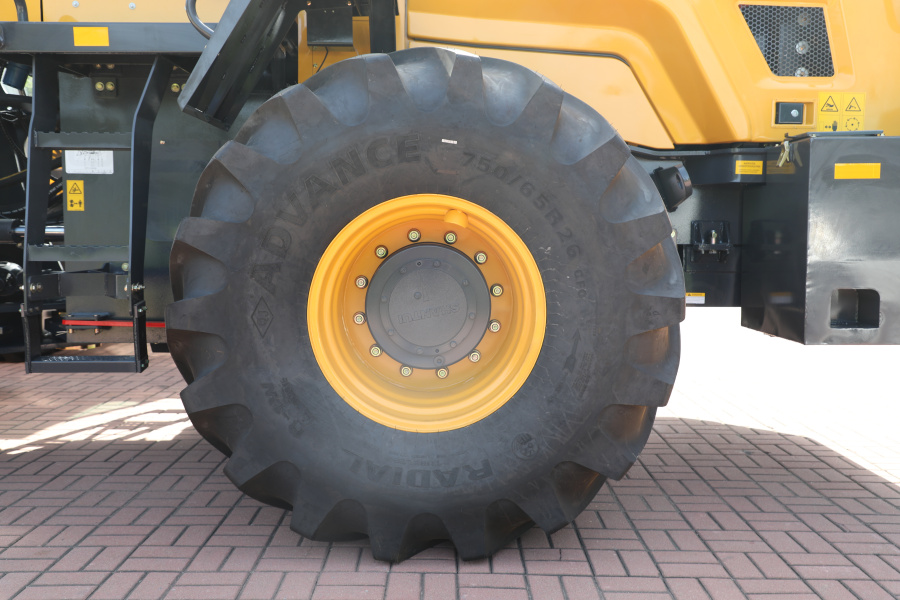 Сельскохозяйственный погрузчик L55B5-AGRI