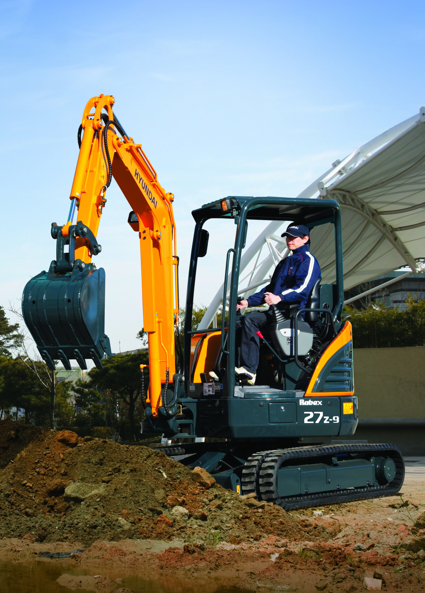 Гусеничный экскаватор Hyundai R27Z-9 Hyundai