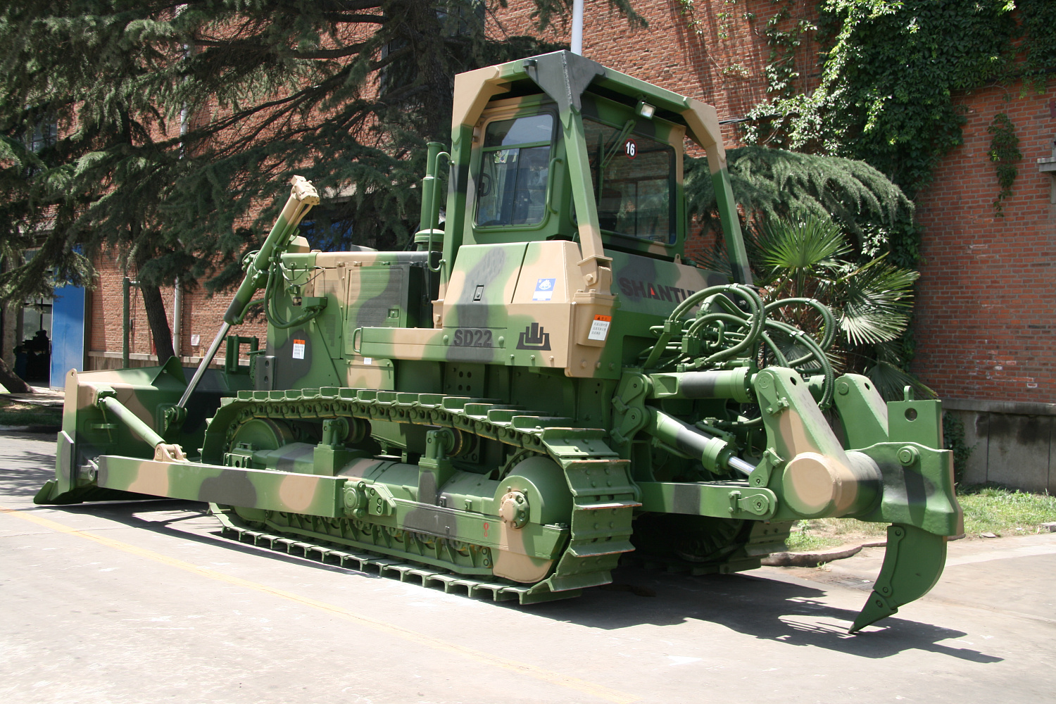 Гидромеханический бульдозер SD22