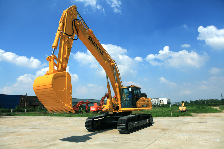 Экскаватор гусеничный SE470LC