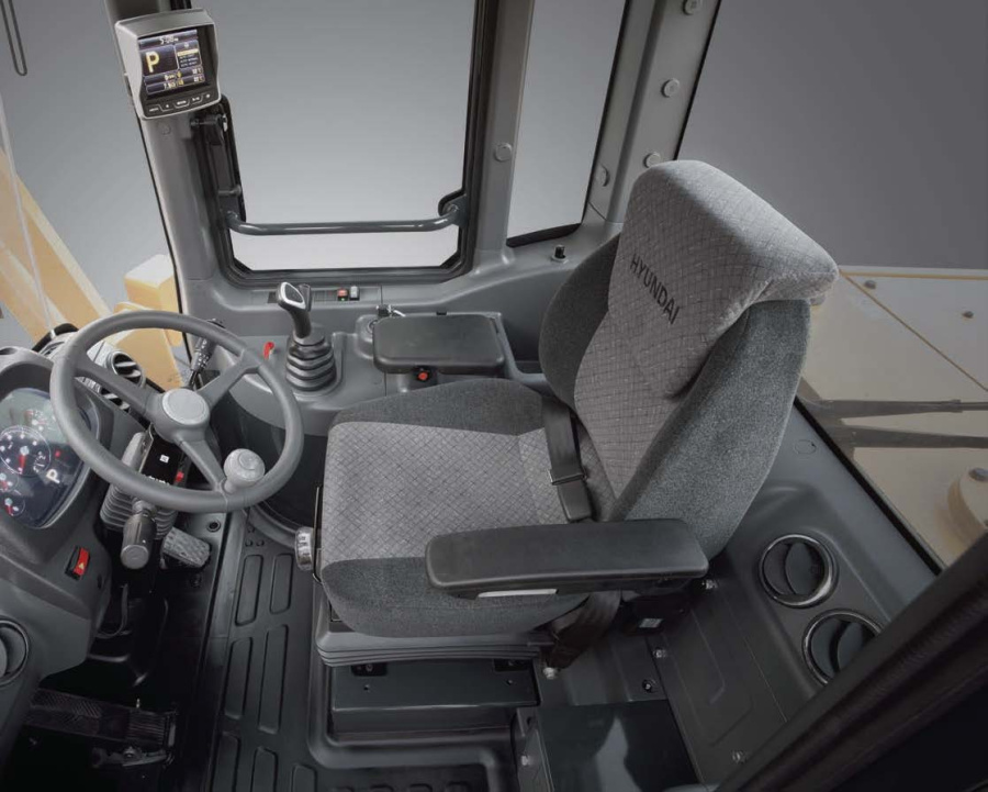 Фронтальный погрузчик Hyundai HL740-9S Hyundai