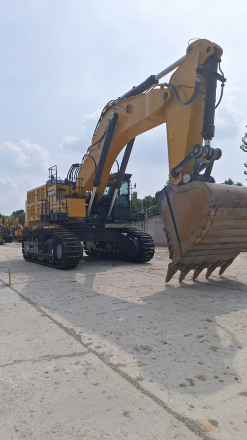 Экскаватор гусеничный SE1500LCW