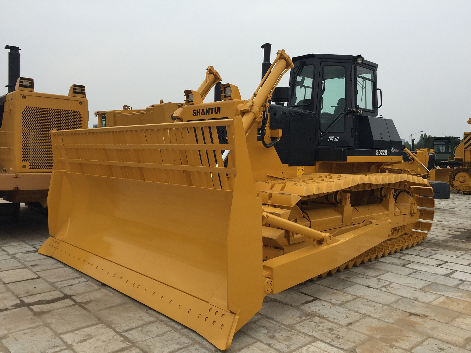 Гидромеханический бульдозер SD22R