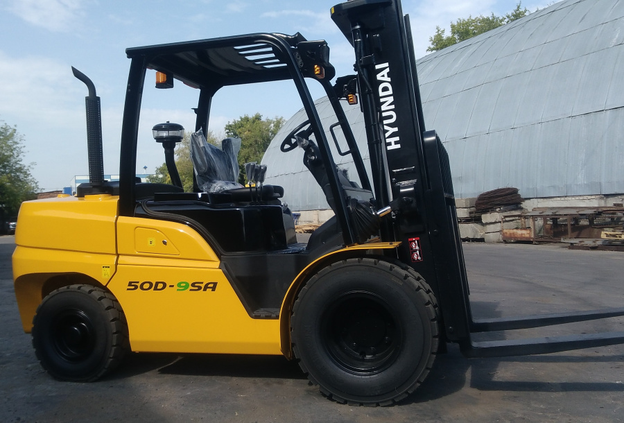 Вилочный погрузчик 50D-9SA Hyundai