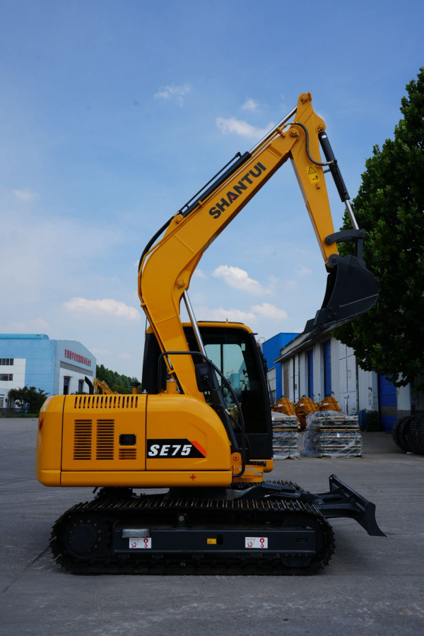 Экскаватор гусеничный SE75W