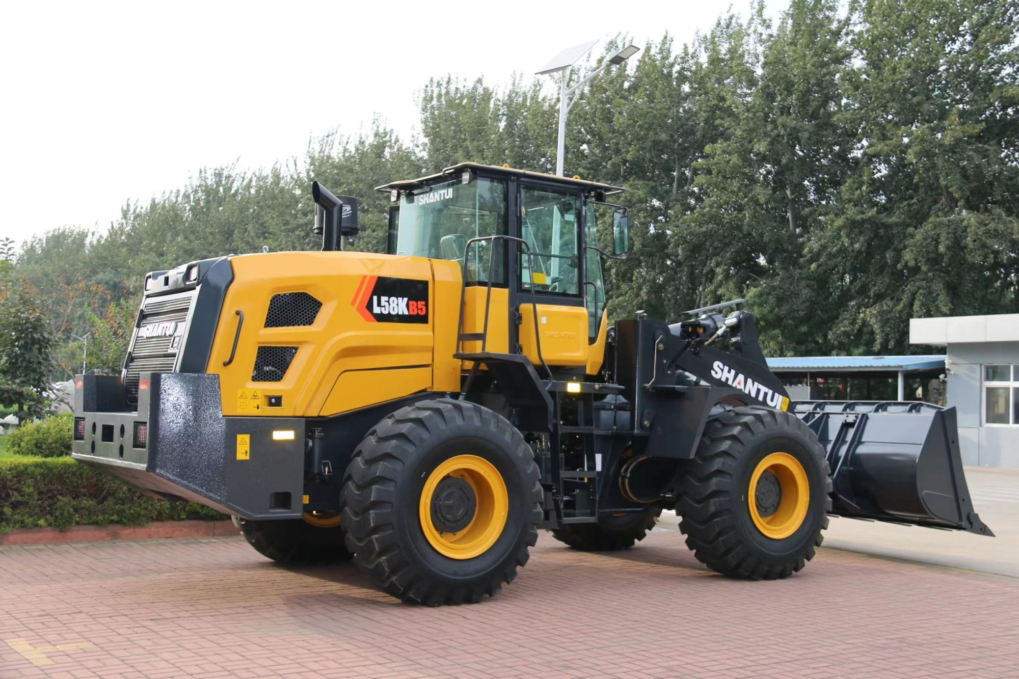 Фронтальный погрузчик L58K-B5